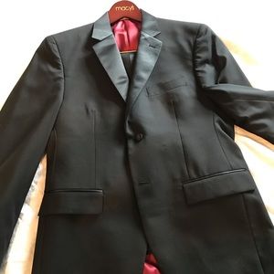 Men suit. Brand new!